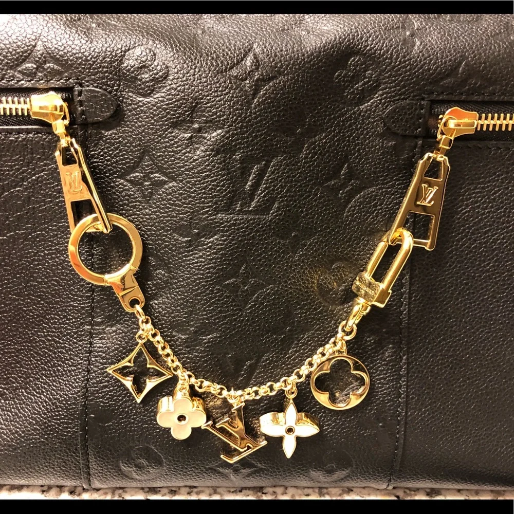 Louis Vuitton bag charm - Picture 3 of 8